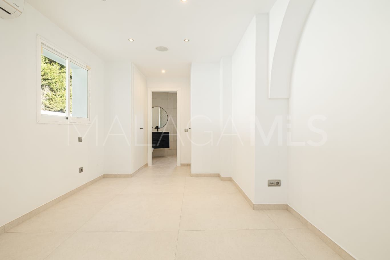 Villa for sale in Atalaya