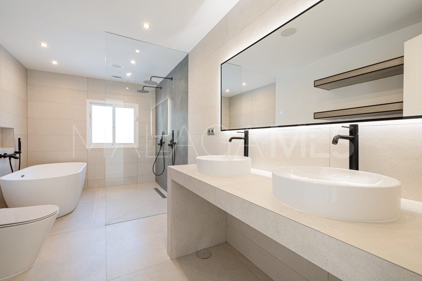 Villa for sale in Atalaya