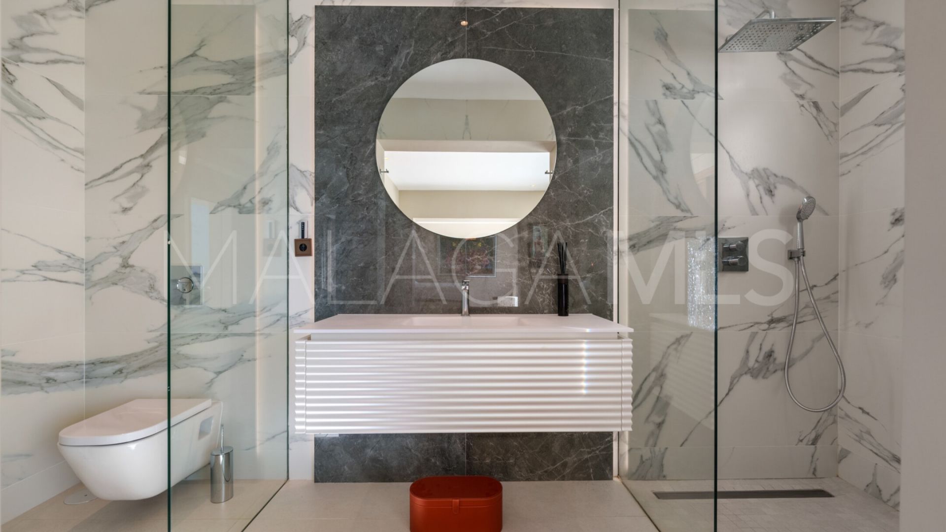 Villa for sale in Puerto del Almendro