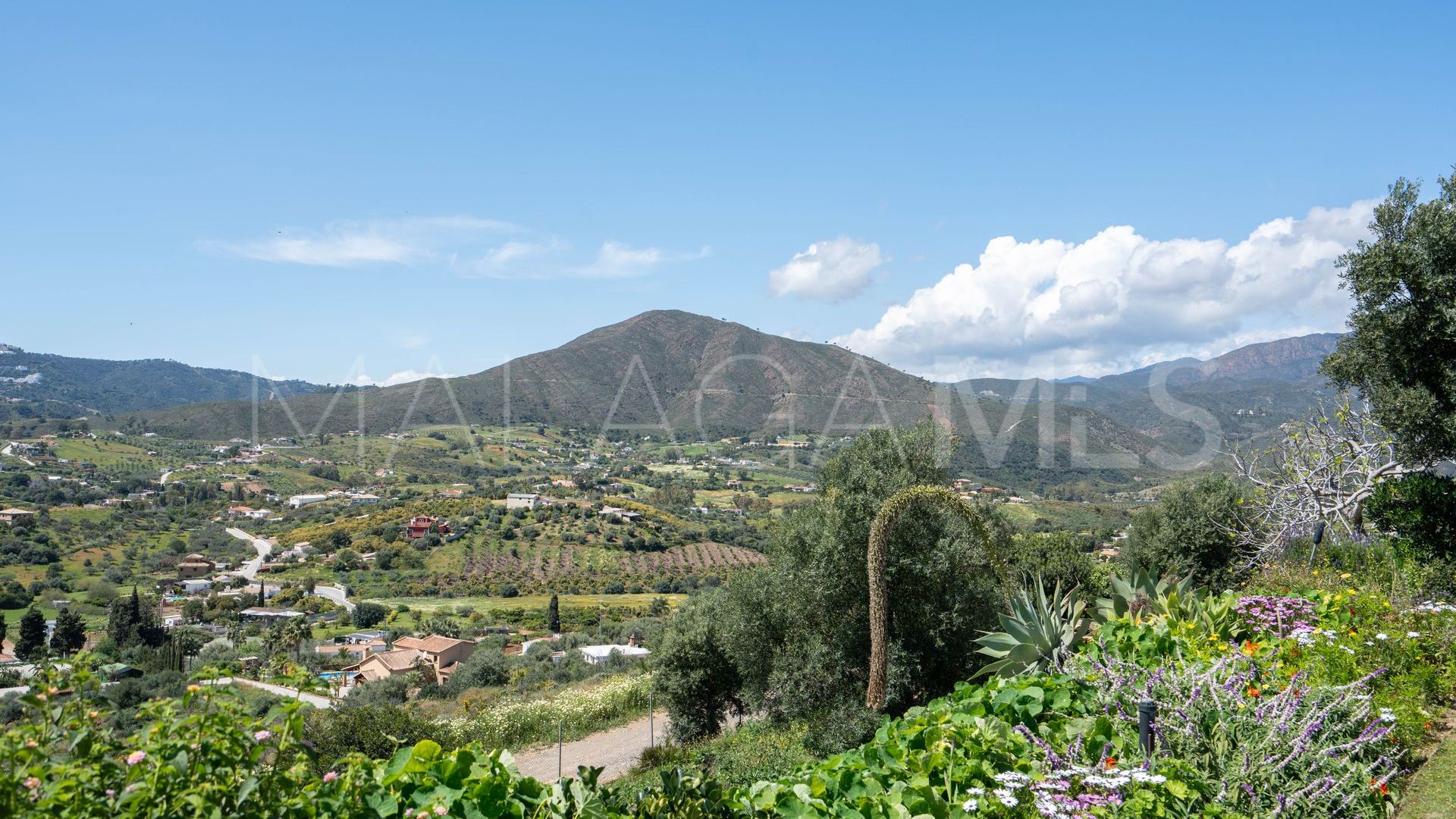 Villa for sale in Cala de Mijas