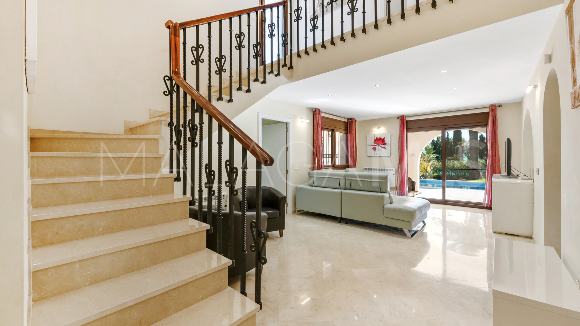 Villa for sale in Atalaya