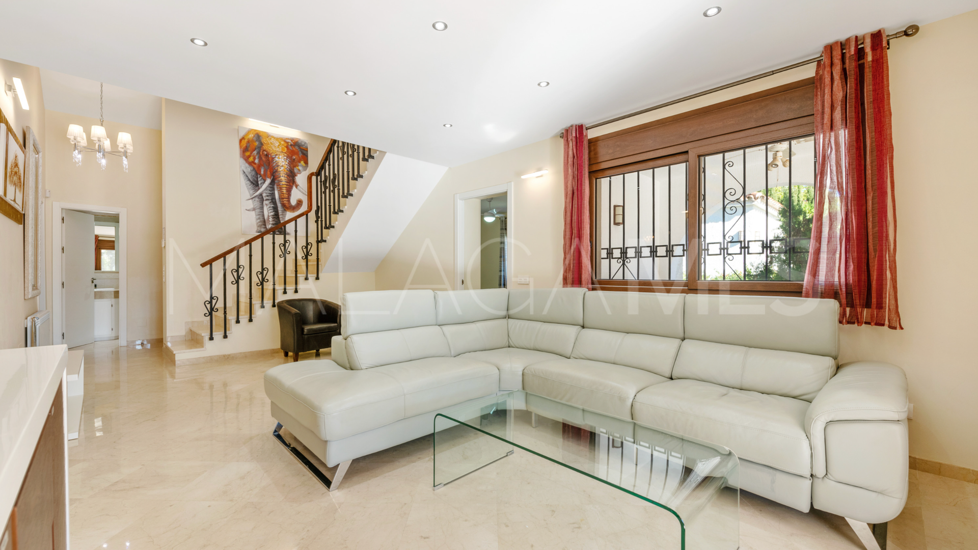 Villa for sale in Atalaya