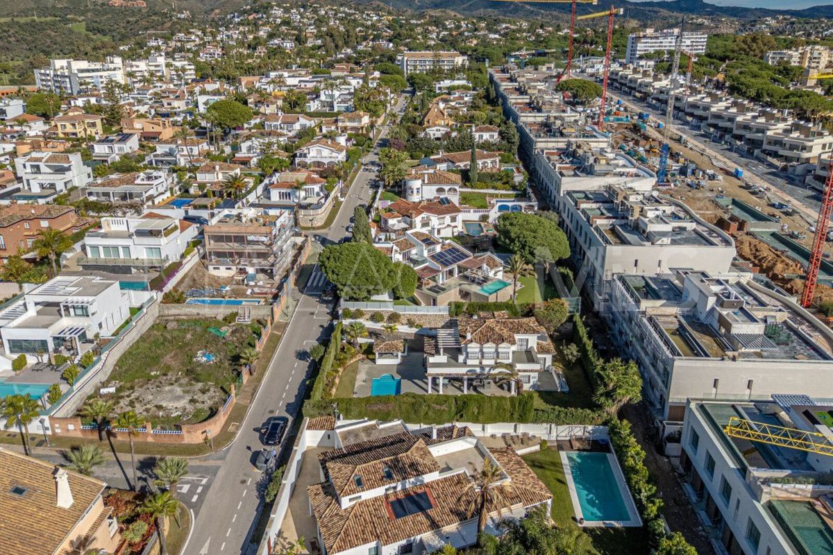 Villa for sale de 5 bedrooms in Las Chapas