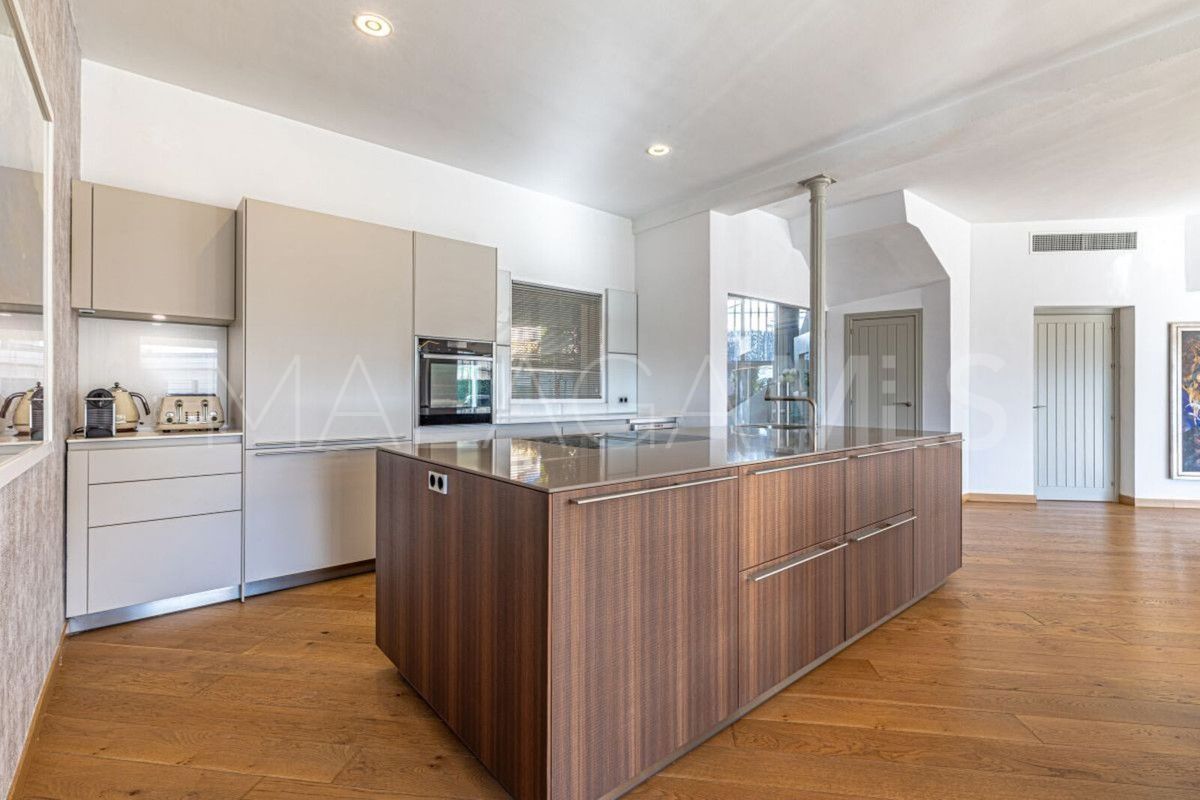 Villa for sale de 5 bedrooms in Las Chapas