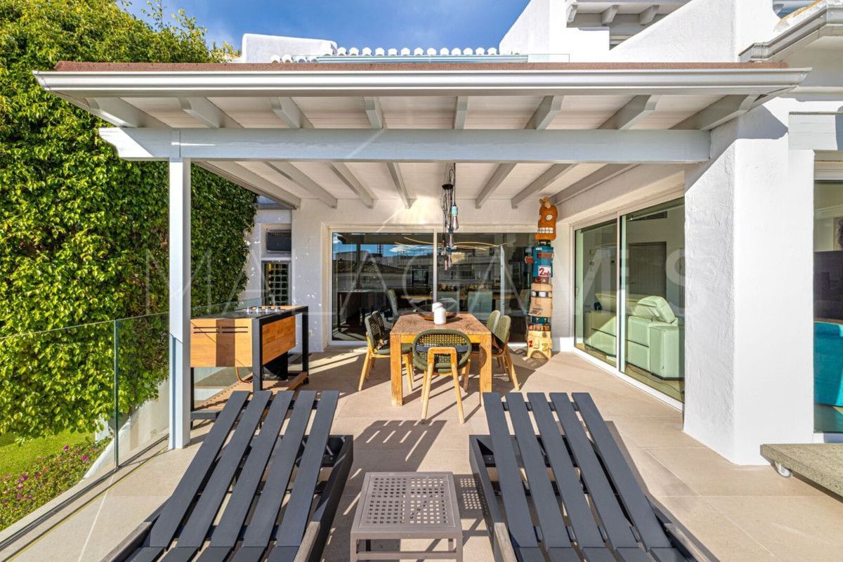 Villa for sale de 5 bedrooms in Las Chapas