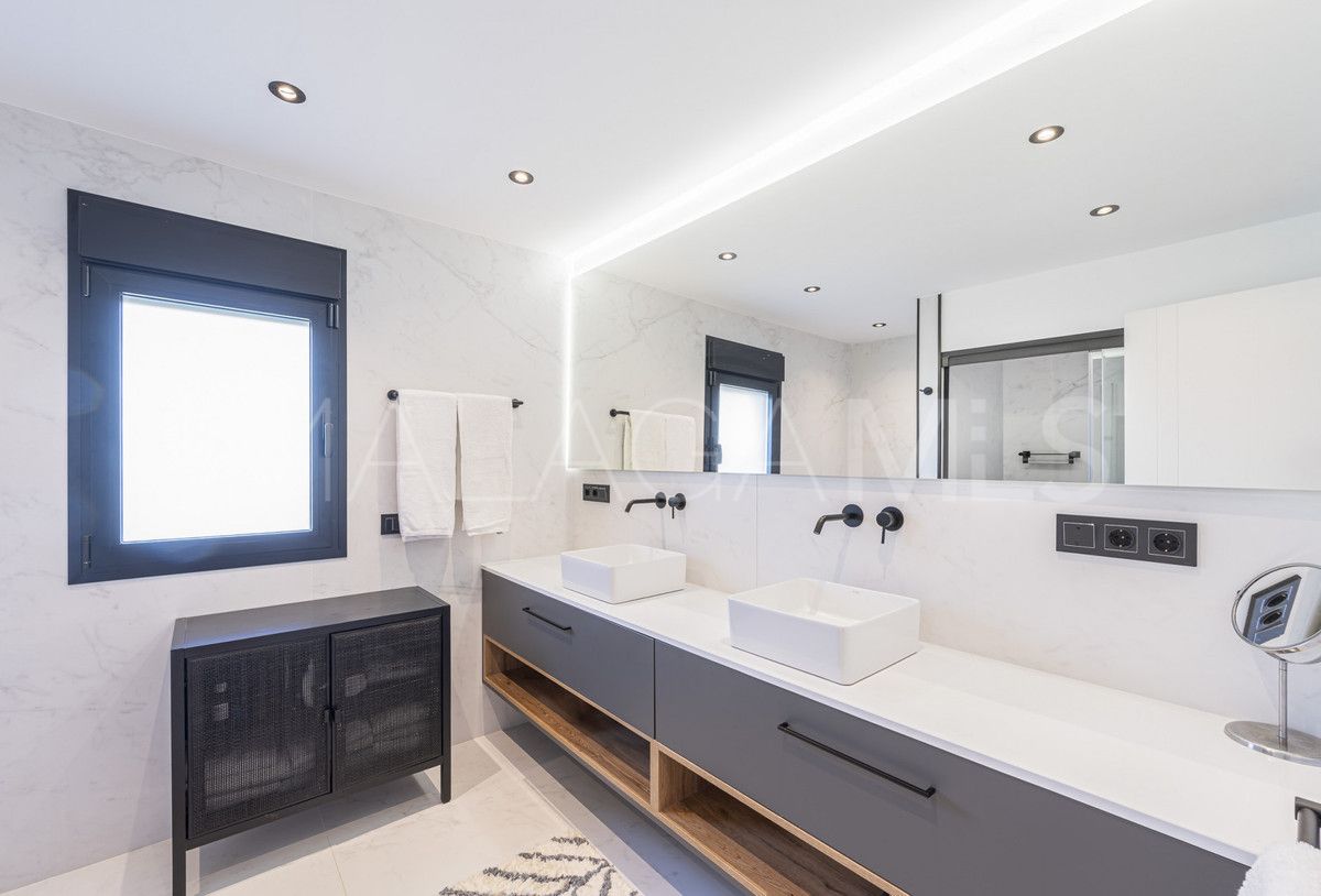 Villa for sale with 5 bedrooms in El Rosario