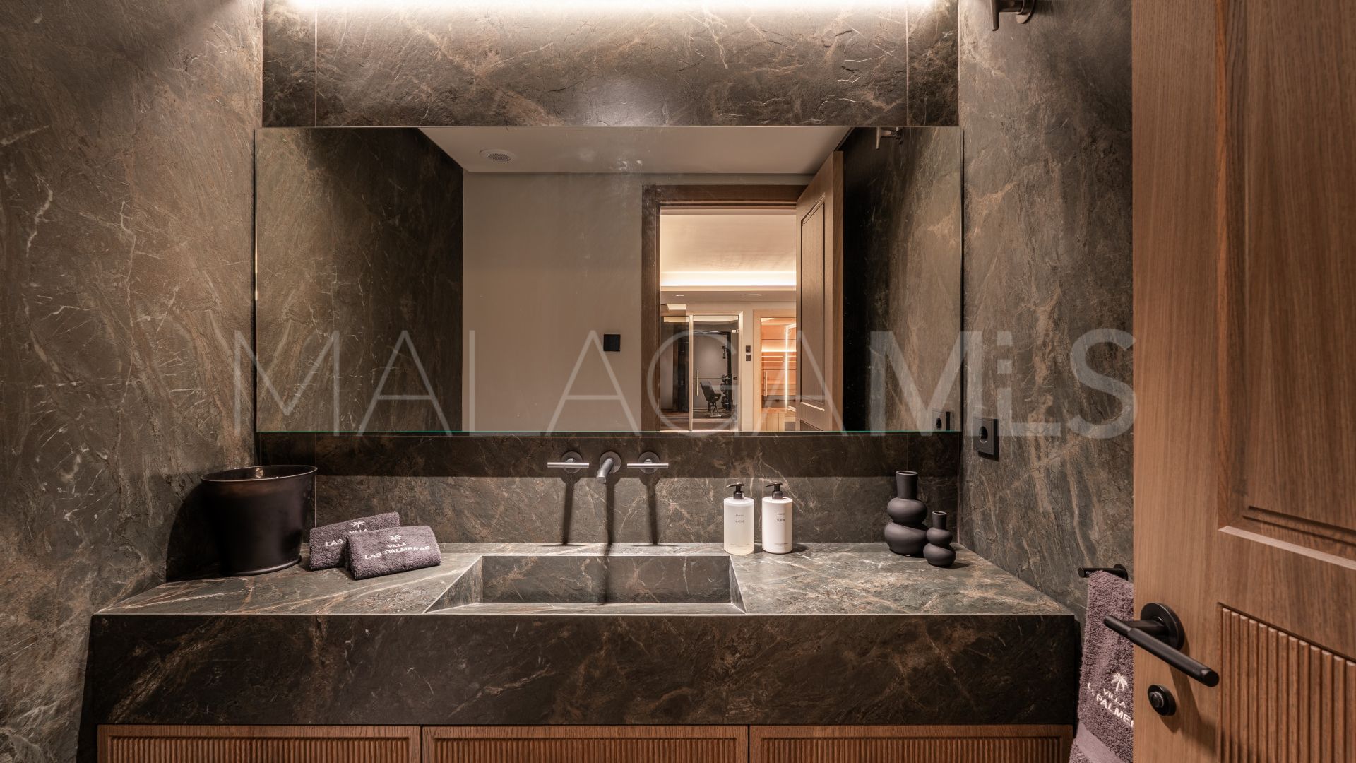 Villa for sale in Las Brisas