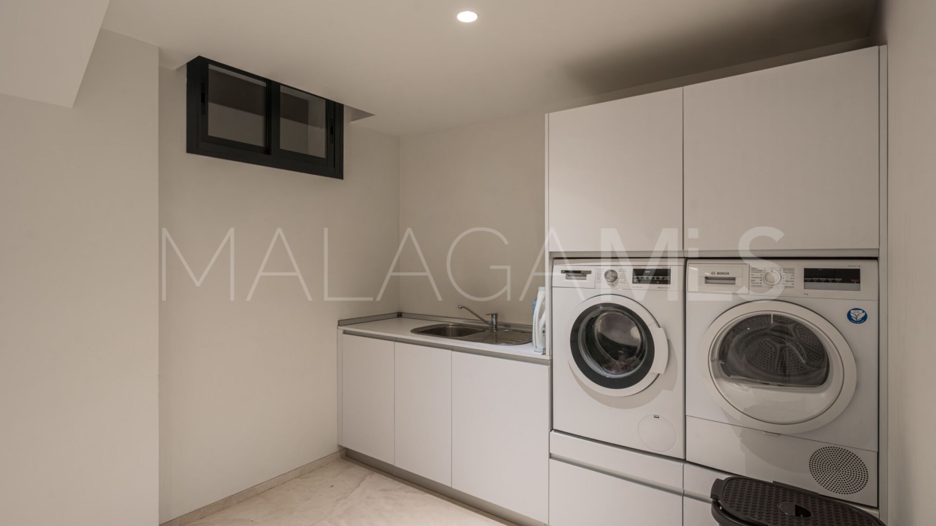 For sale villa in Los Olivos with 6 bedrooms