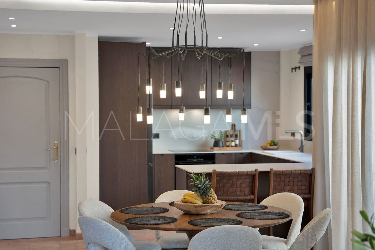 Villa de 3 bedrooms a la venta in Calahonda