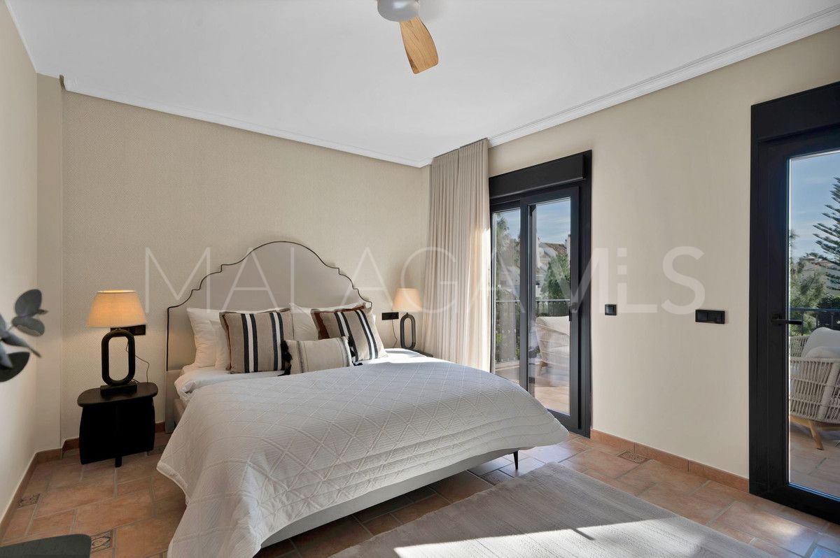 Villa de 3 bedrooms a la venta in Calahonda