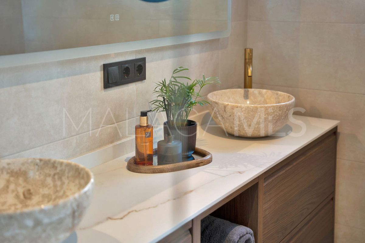 Villa de 3 bedrooms a la venta in Calahonda