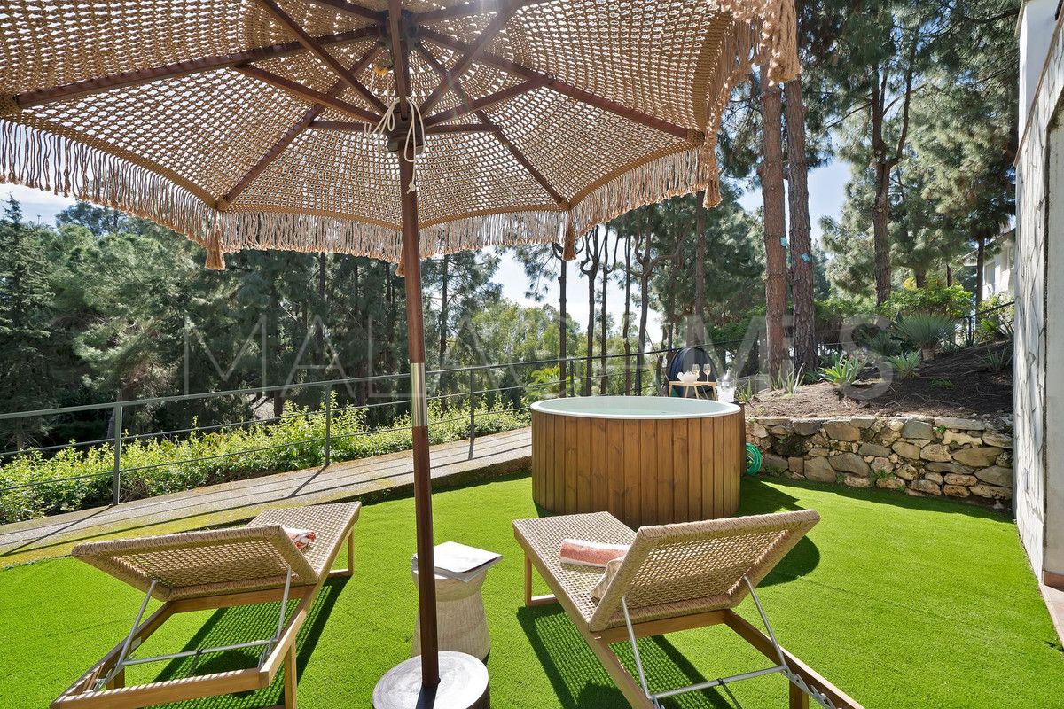 Villa de 3 bedrooms a la venta in Calahonda