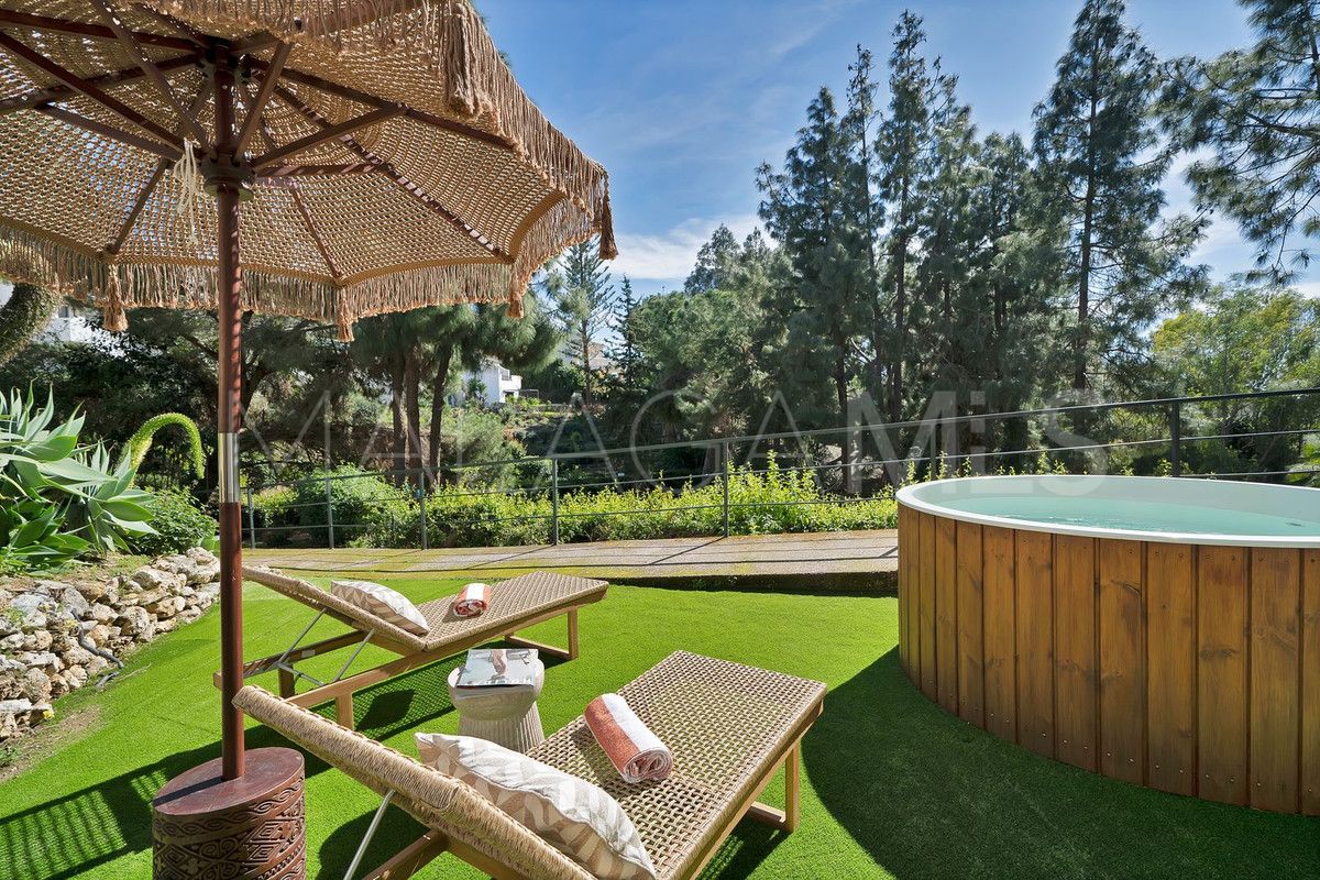 Villa de 3 bedrooms a la venta in Calahonda