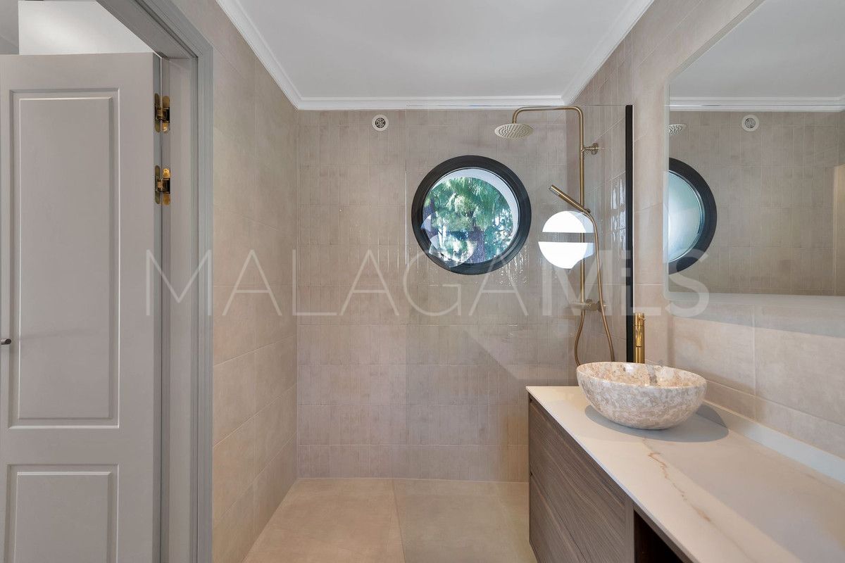 Villa de 3 bedrooms a la venta in Calahonda