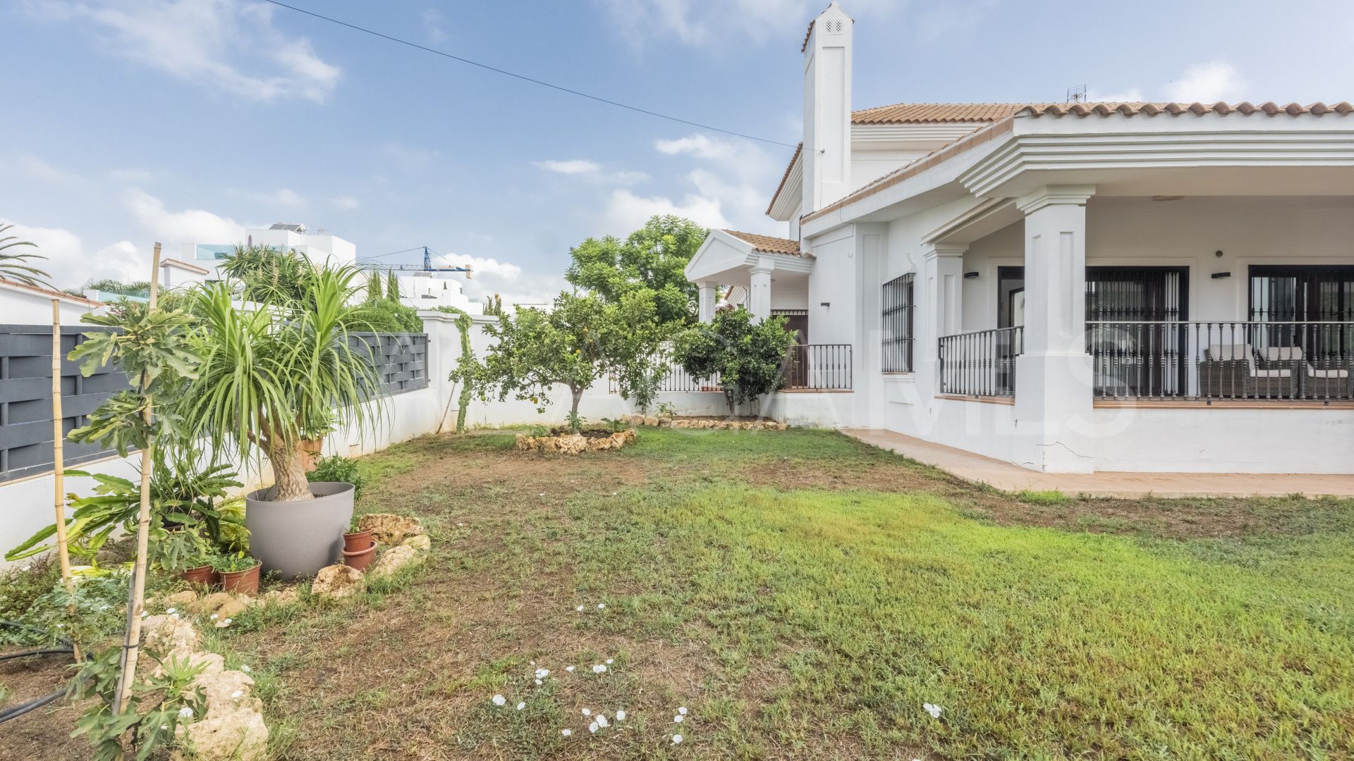 Villa for sale in Linda Vista Baja