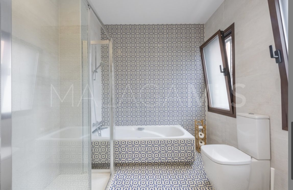 Villa for sale in Linda Vista Baja