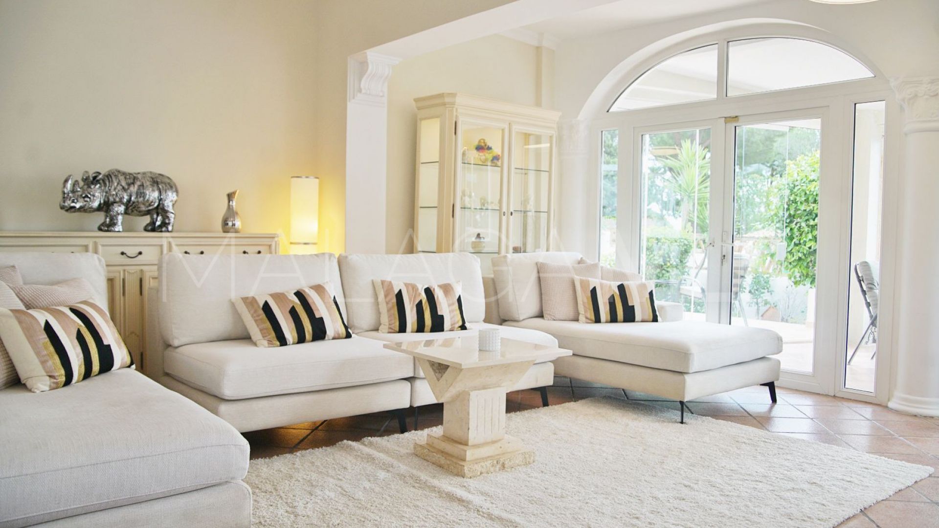 Villa for sale in El Chaparral