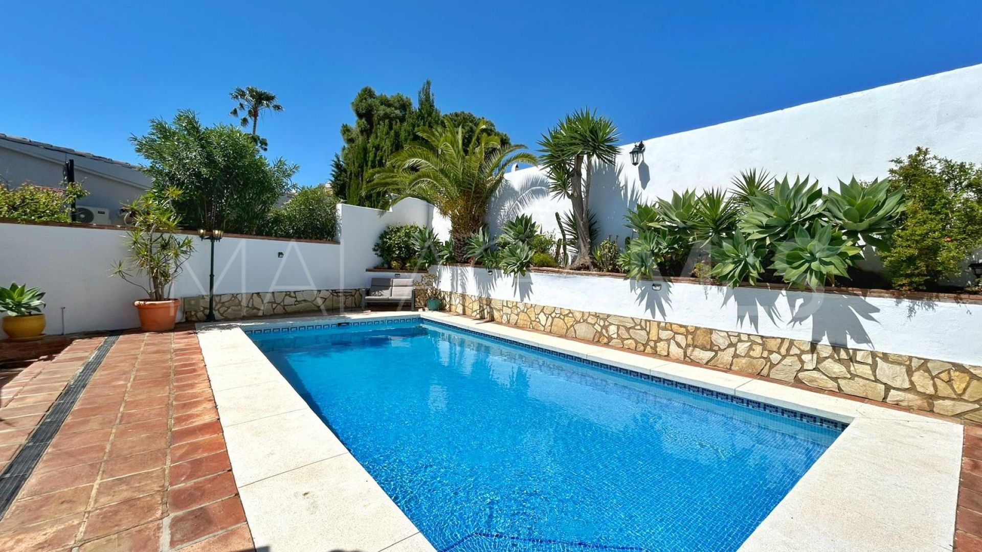 Villa for sale in El Chaparral