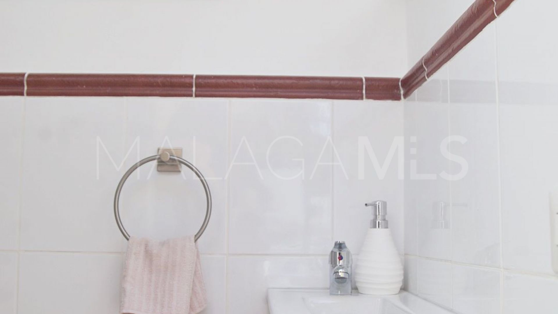 Villa for sale in El Chaparral