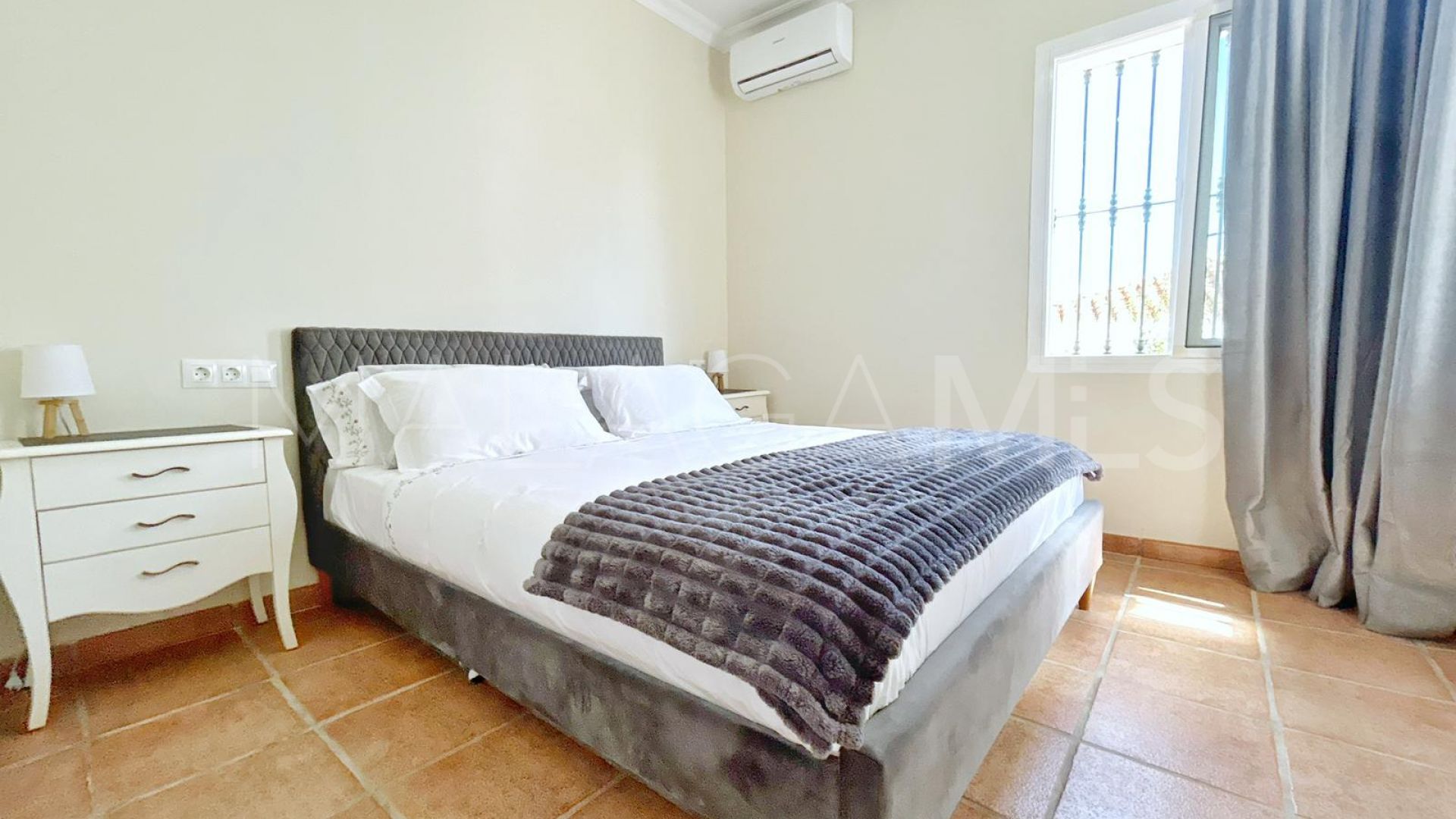 Villa for sale in El Chaparral