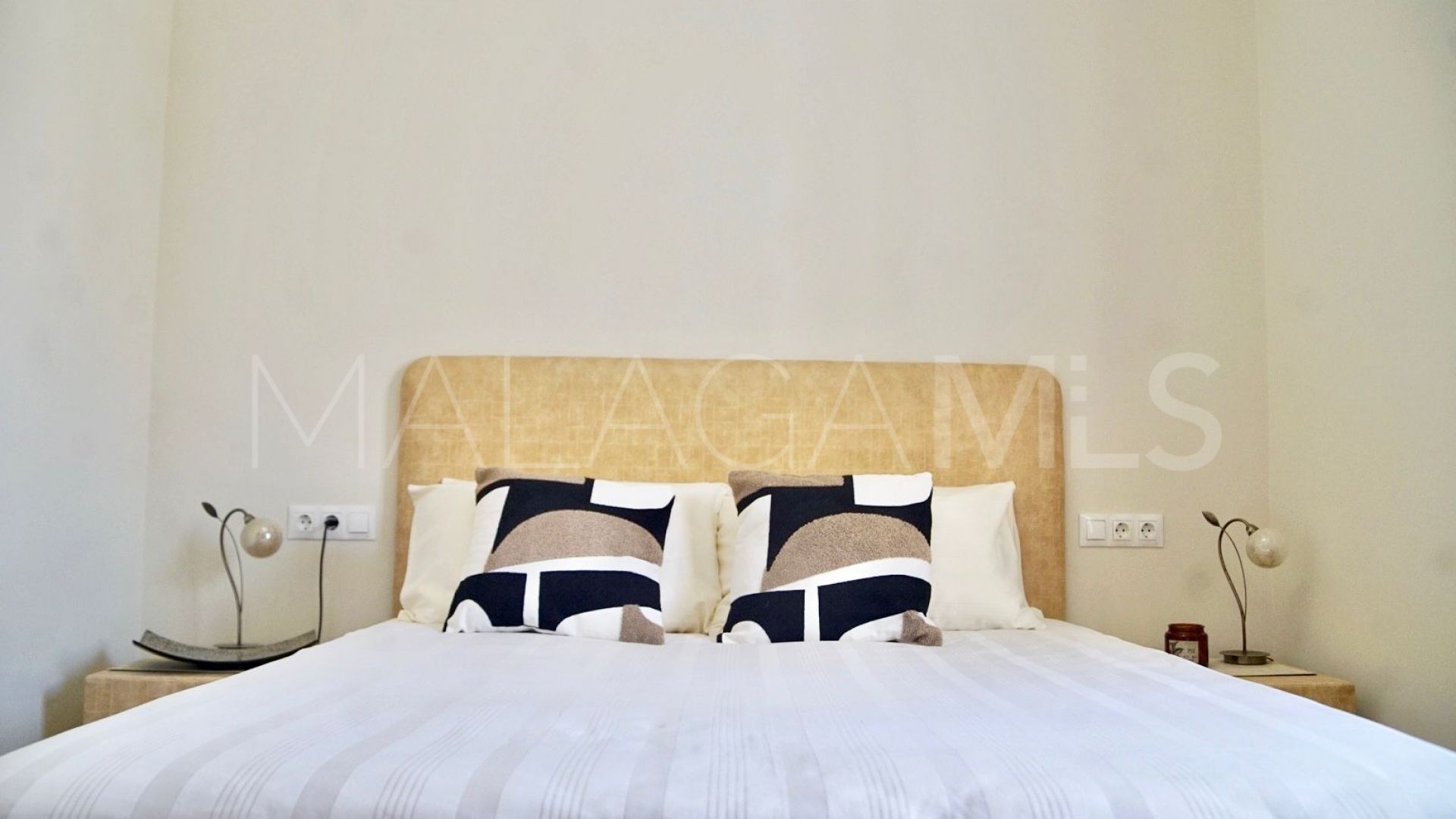 Villa for sale in El Chaparral