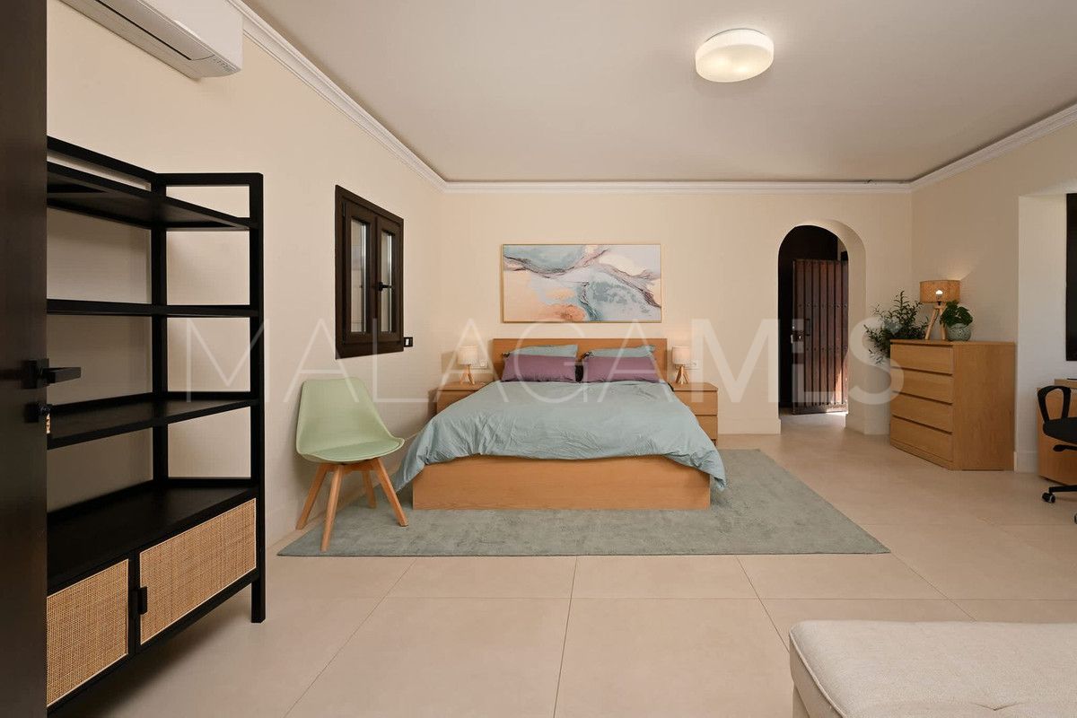 Villa for sale in Marbesa