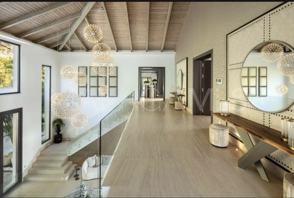 For sale Cascada de Camojan 9 bedrooms villa