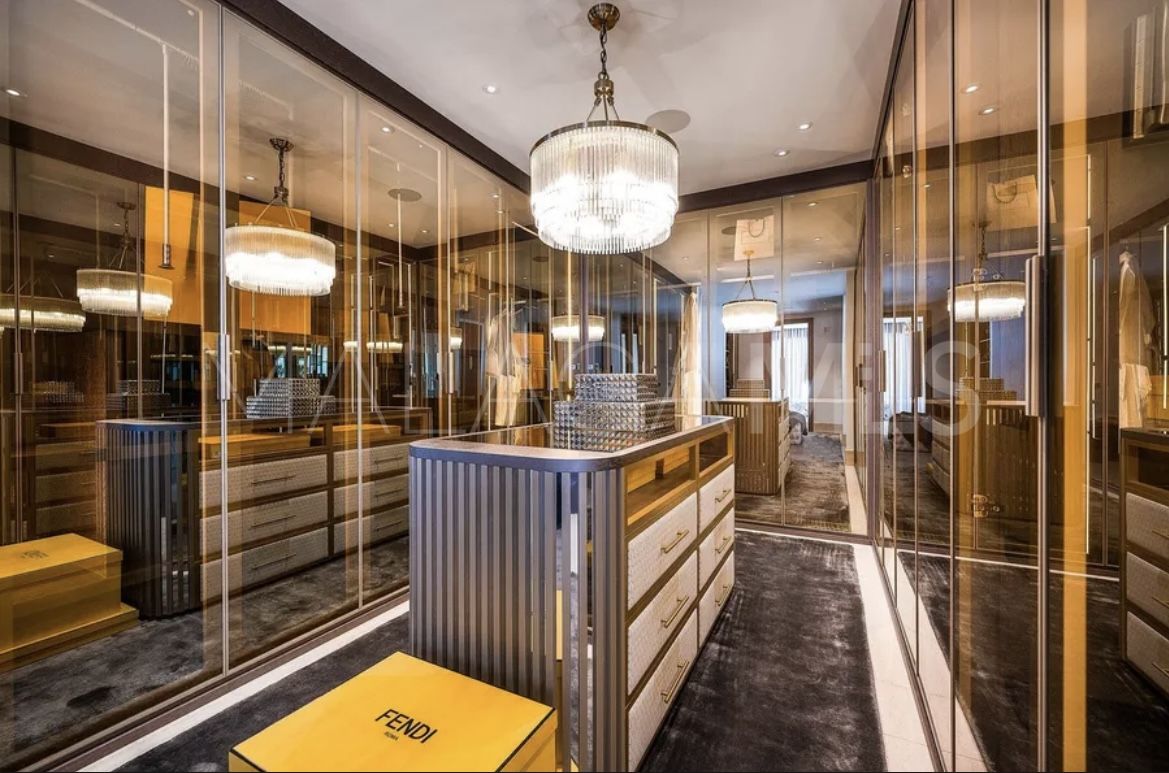 For sale Cascada de Camojan 9 bedrooms villa