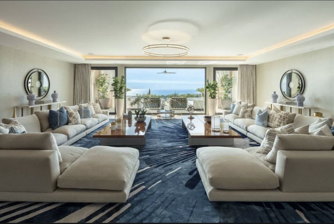 For sale Cascada de Camojan 9 bedrooms villa