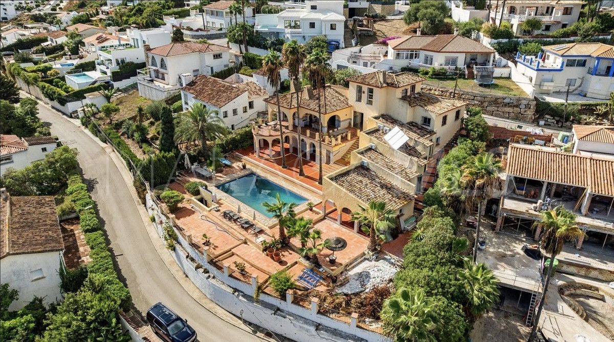 Villa for sale in Estepona Ouest