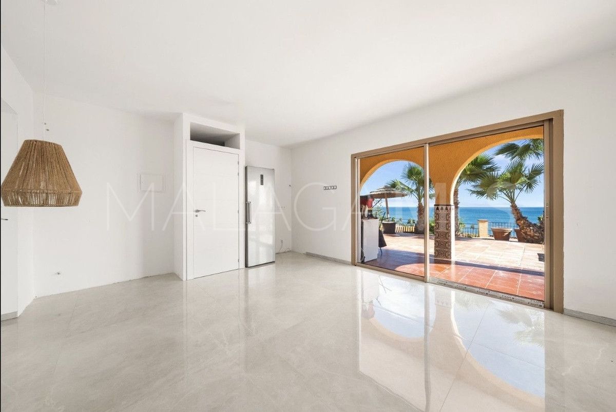 Villa for sale in Estepona Ouest