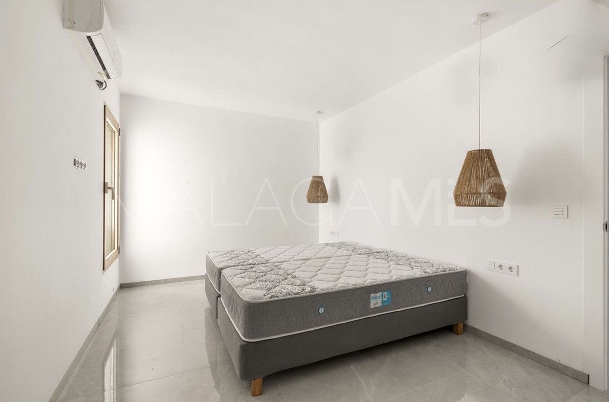 Villa for sale in Estepona Ouest