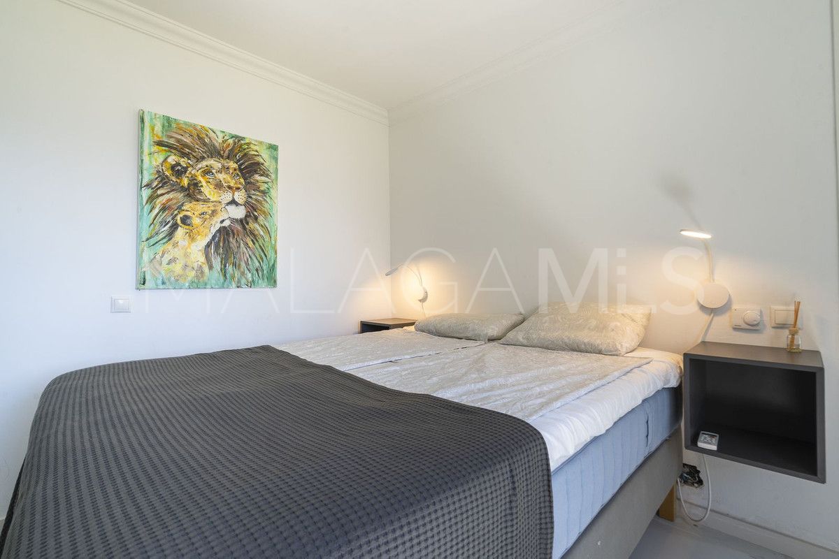 For sale villa with 5 bedrooms in Cala de Mijas