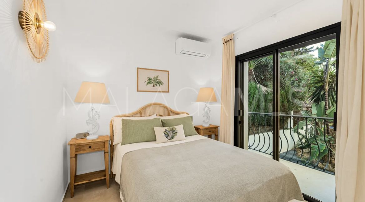 Villa for sale in Las Chapas