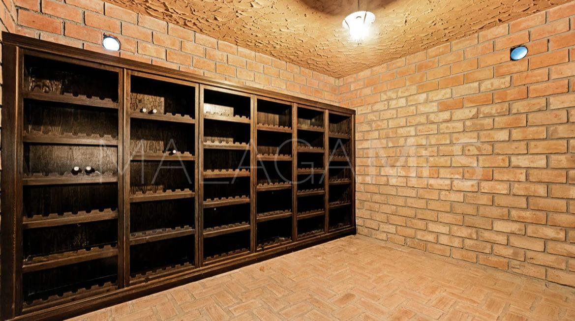 Villa for sale in Las Chapas