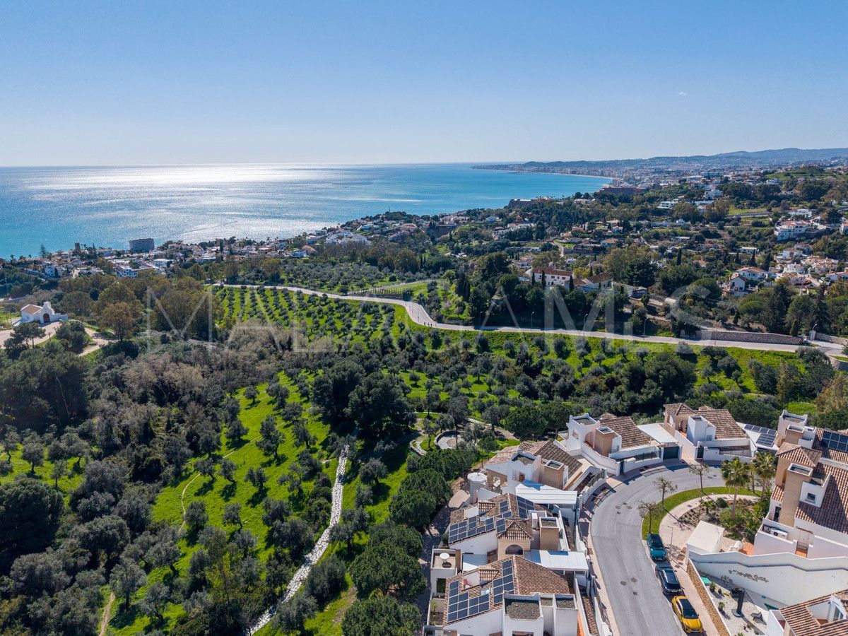 Benalmadena Costa, villa de 4 bedrooms a la venta