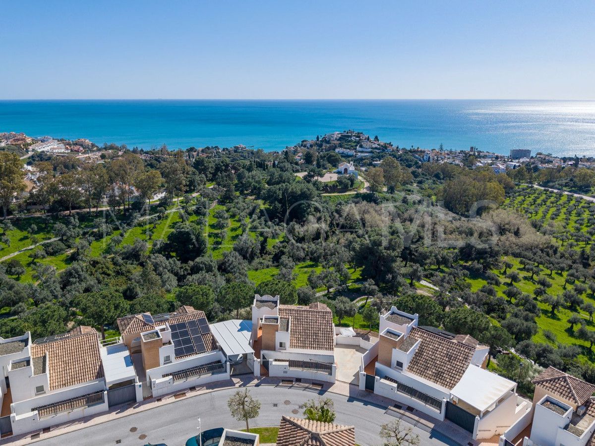 Benalmadena Costa, villa de 4 bedrooms a la venta