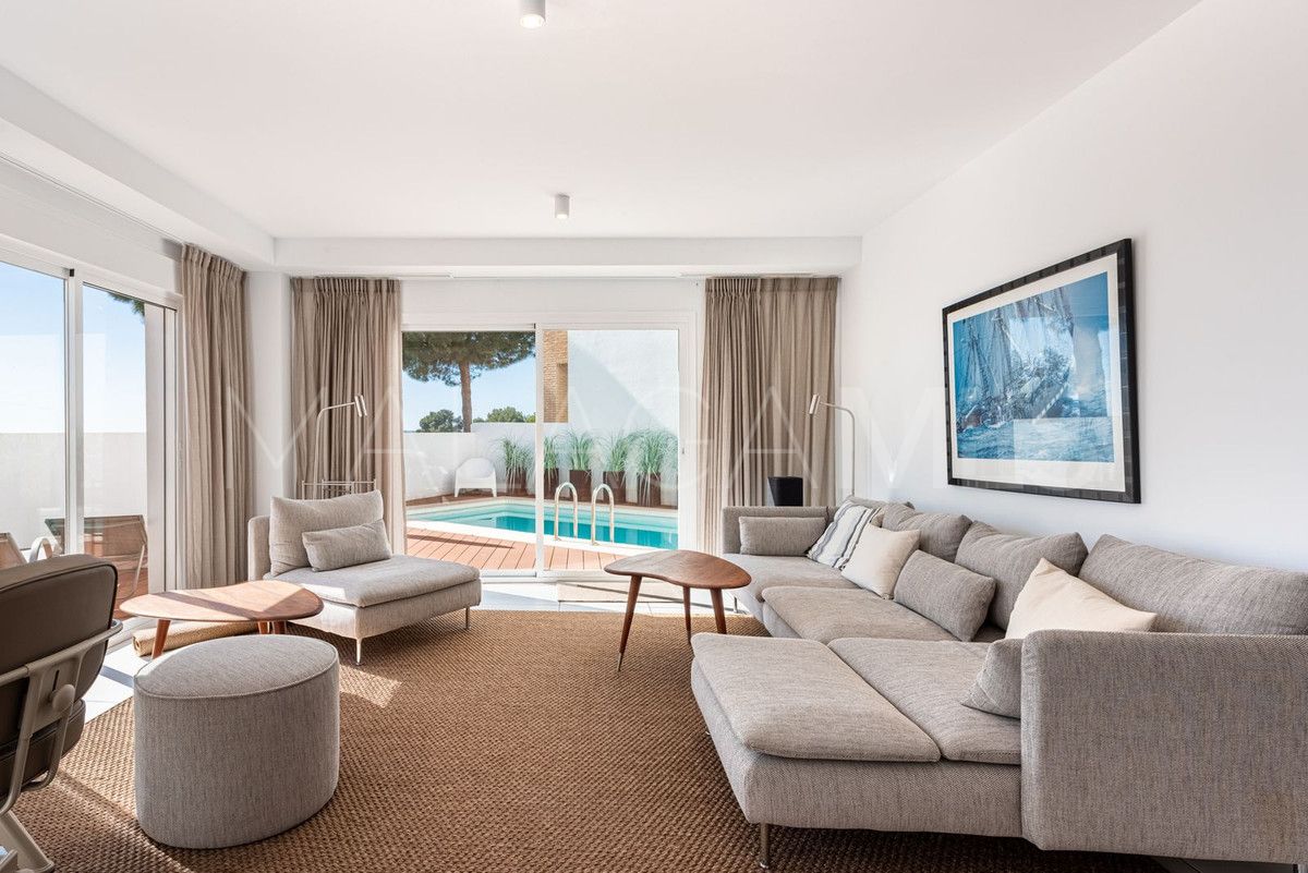 Benalmadena Costa, villa de 4 bedrooms a la venta