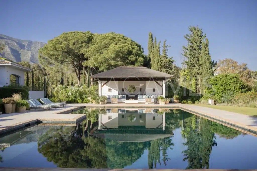 Villa for sale in Las Lomas del Marbella Club