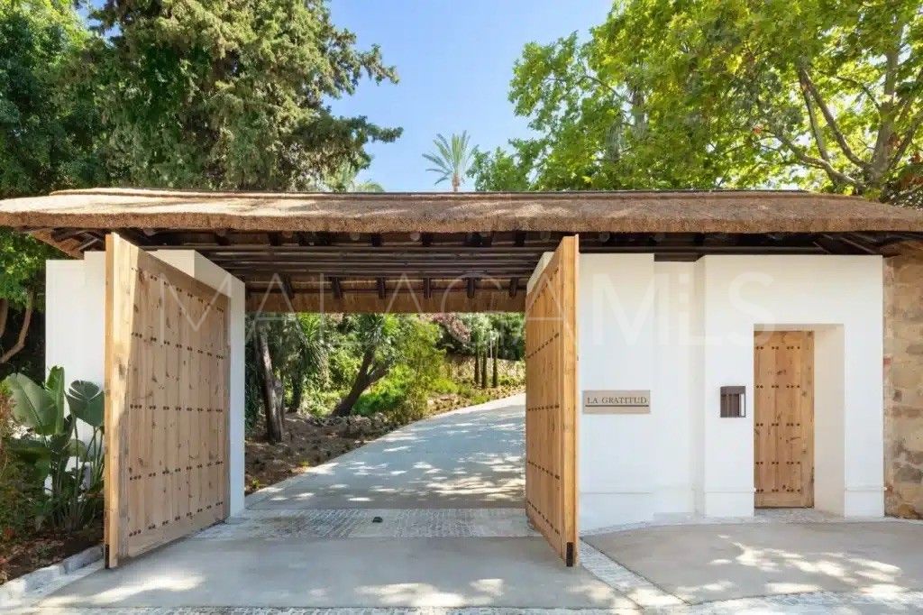 Villa for sale in Las Lomas del Marbella Club