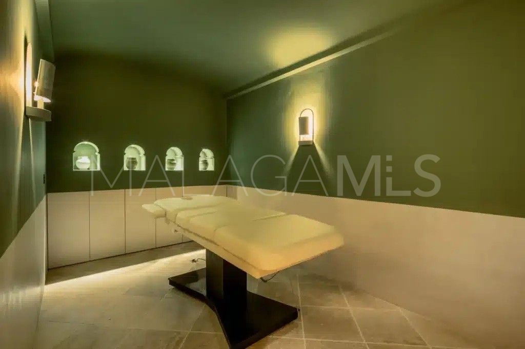 Villa for sale in Las Lomas del Marbella Club