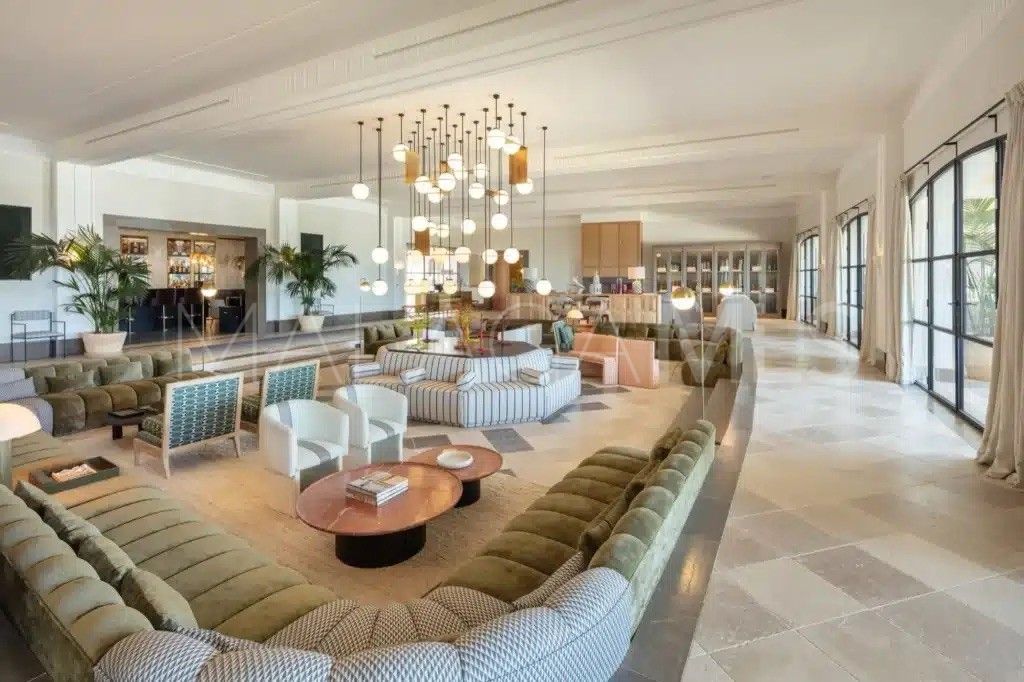 Villa for sale in Las Lomas del Marbella Club