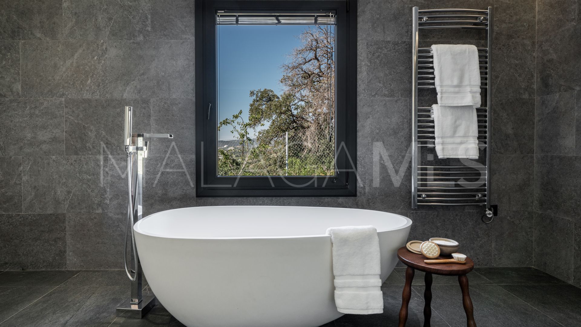 Villa for sale in Selwo