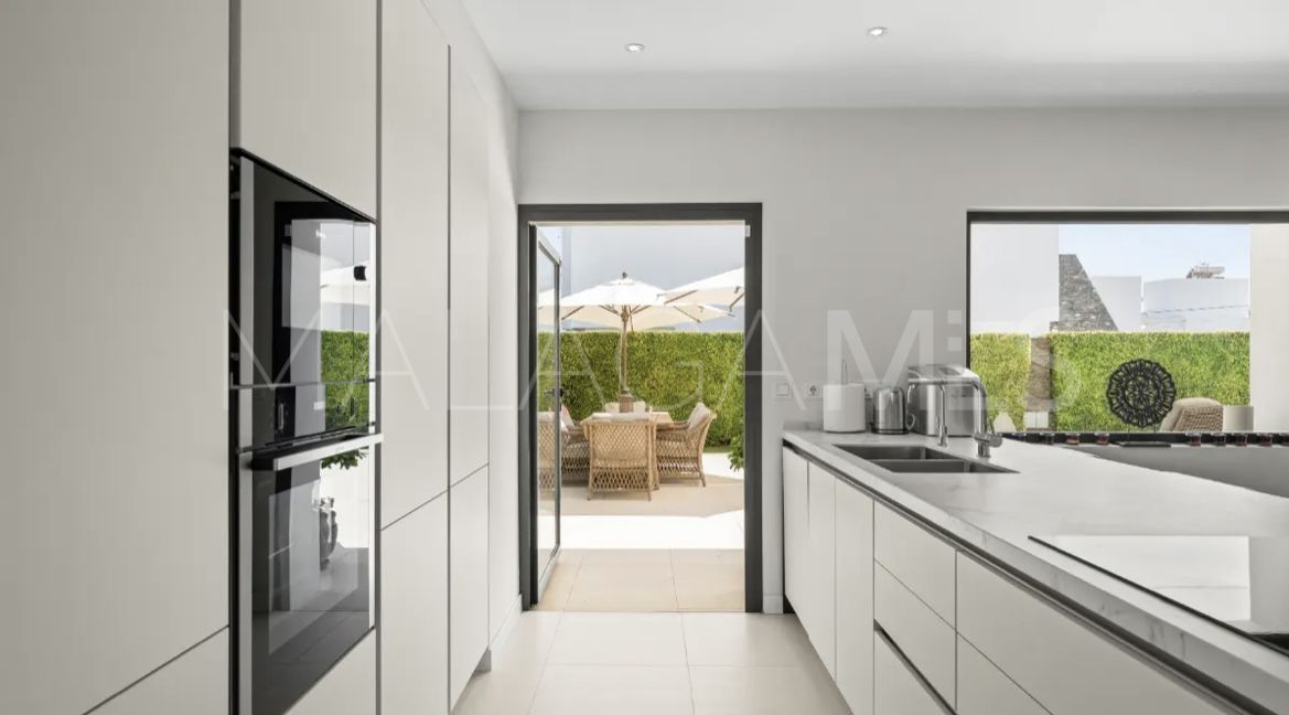 Villa for sale in Linda Vista Baja