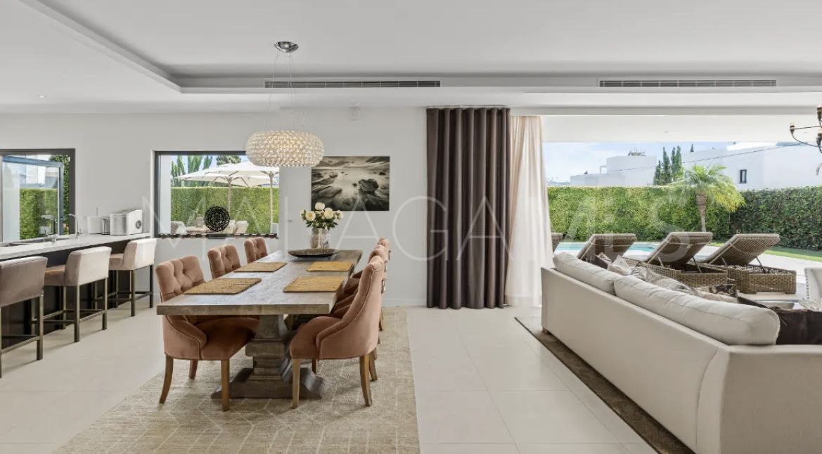 Villa for sale in Linda Vista Baja