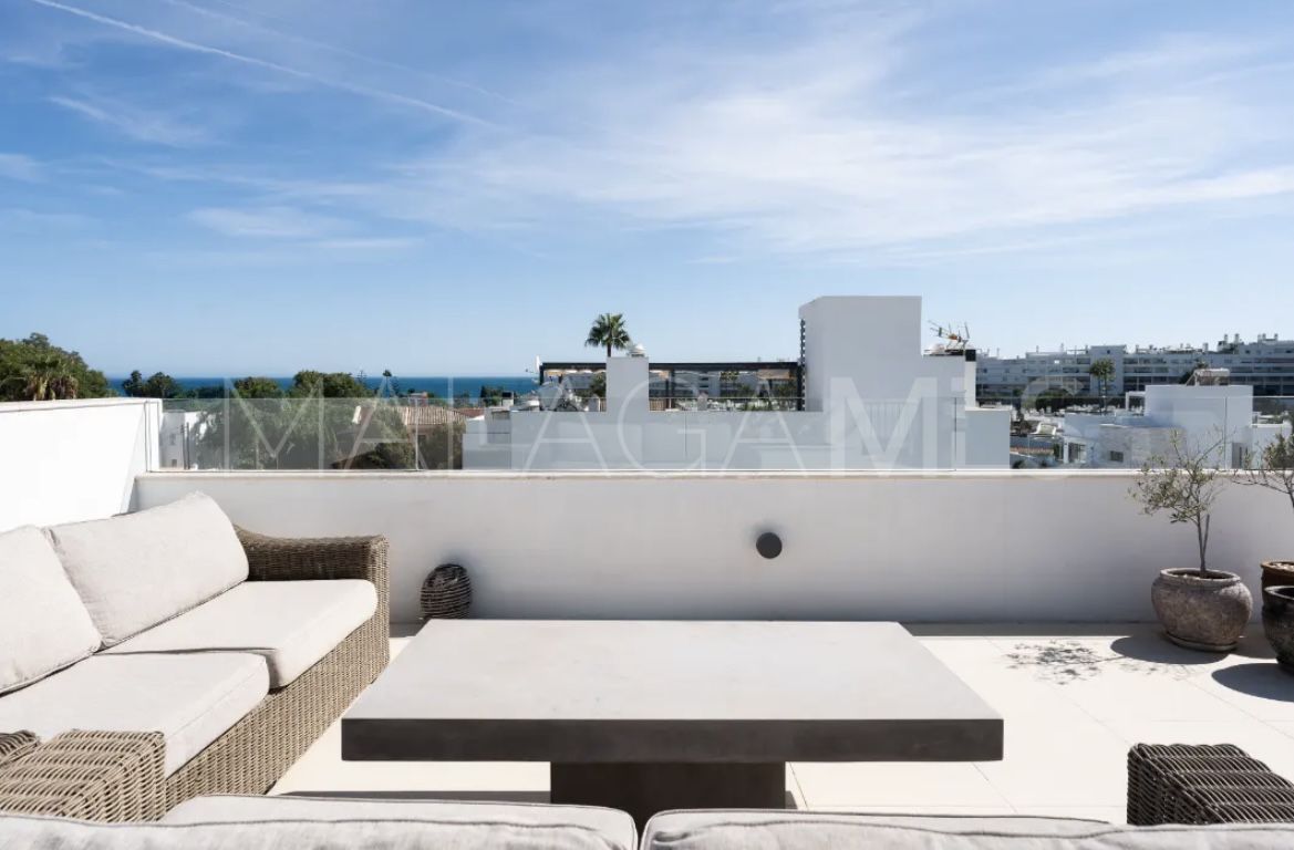 Villa for sale in Linda Vista Baja