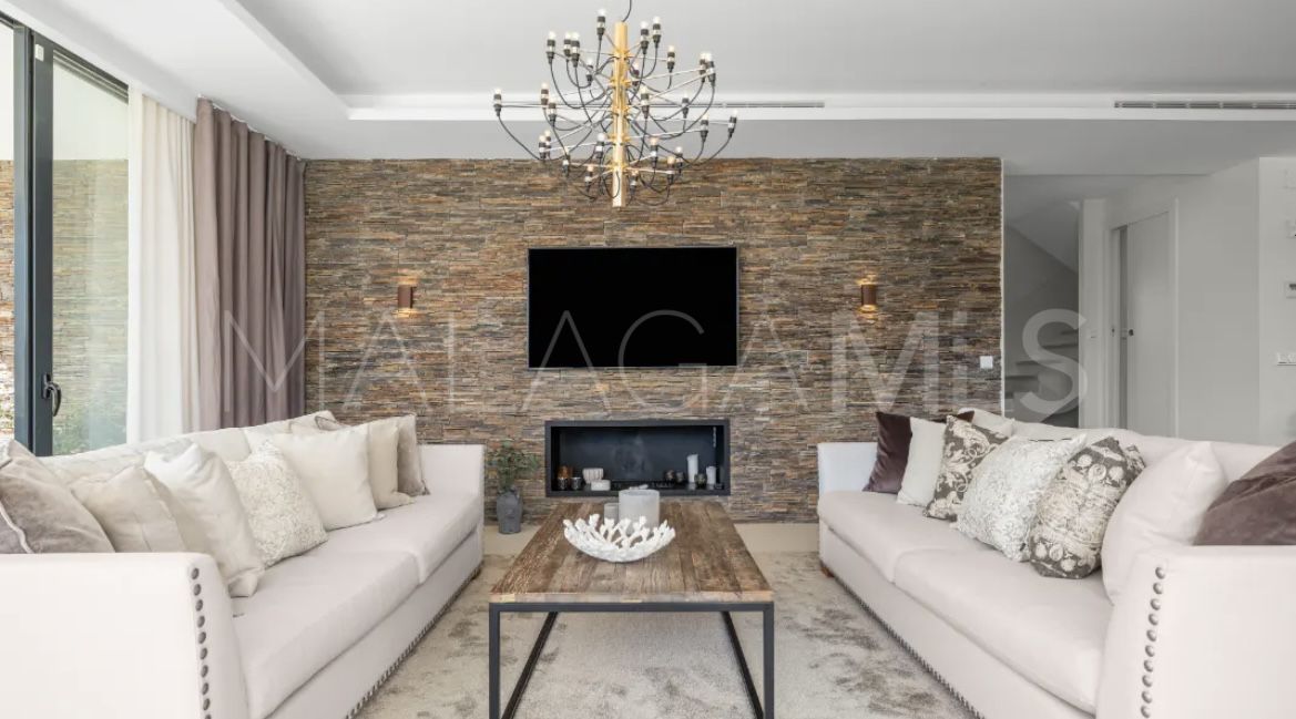 Villa for sale in Linda Vista Baja