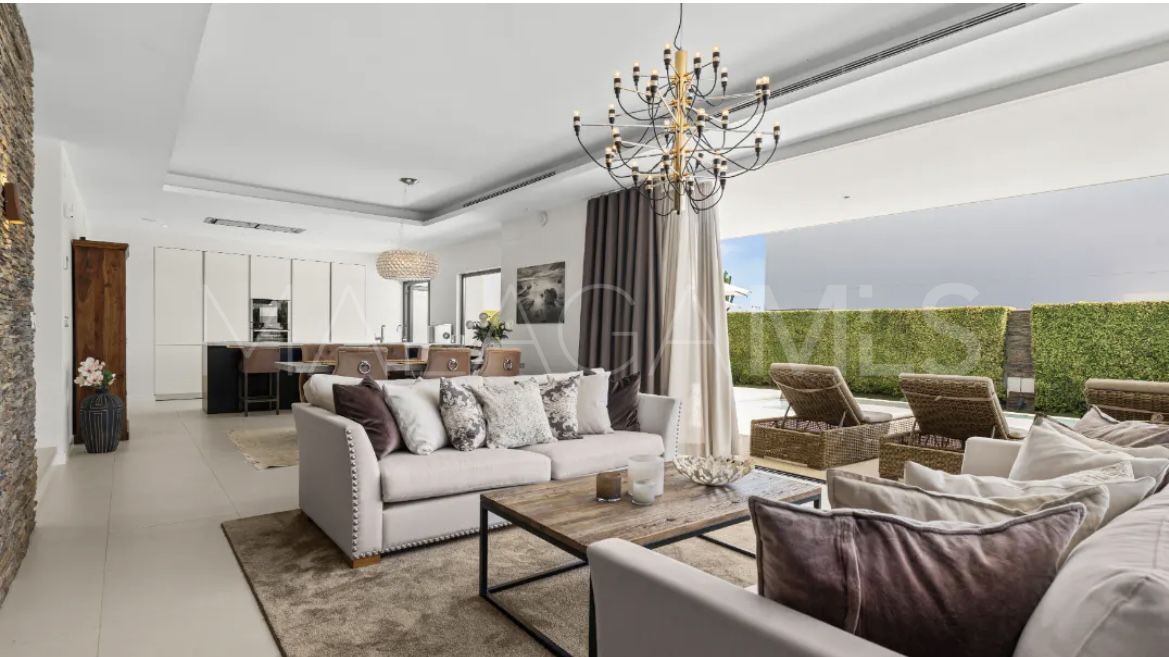 Villa for sale in Linda Vista Baja