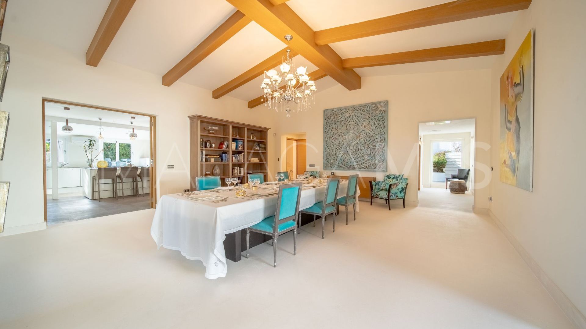 Villa for sale in Guadalmina Alta