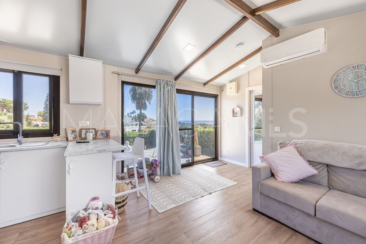 Villa for sale in Estepona